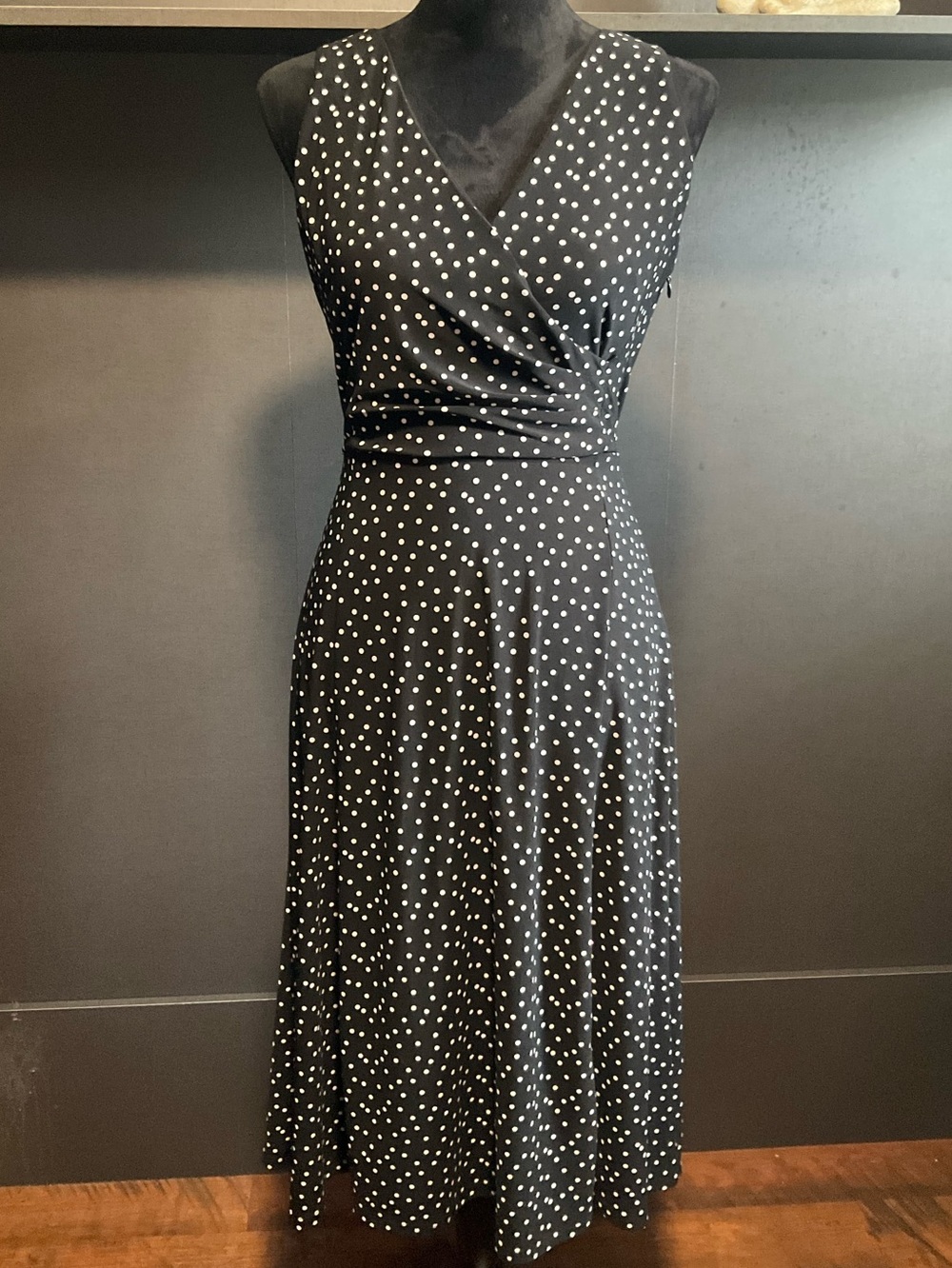 Anne Klein black w/white dots 4 belted dress